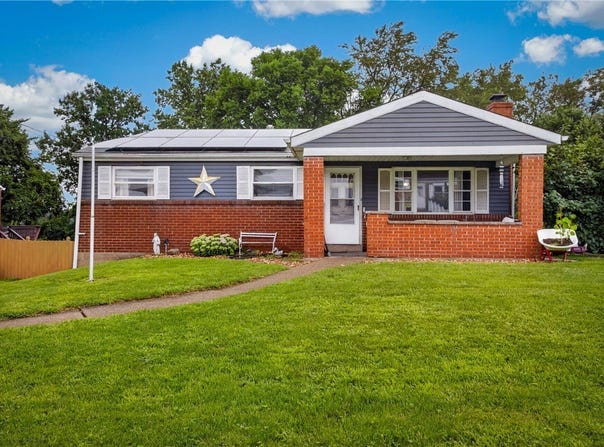 25 Highbury Rd, Cheswick, PA 15024