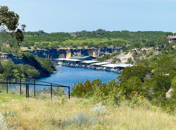 1008 Bluff Creek Drive, Strawn, TX 76475