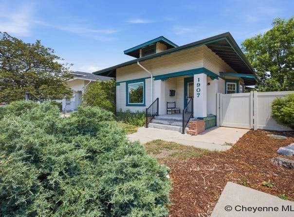 1907 HOUSE AVE, Cheyenne, WY 82001