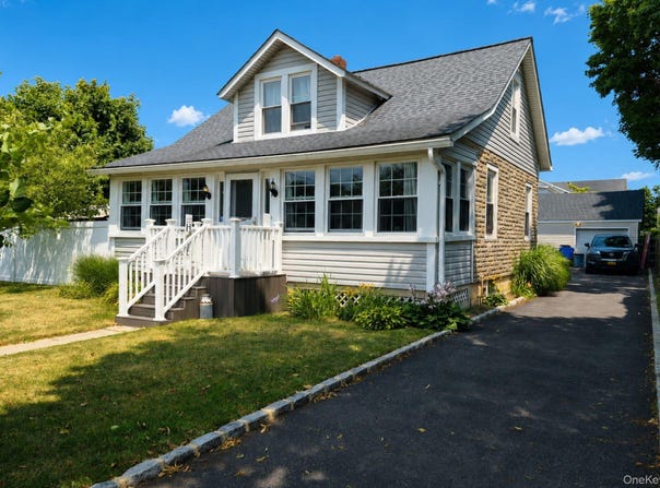 185 Ferndale Boulevard, Islip, NY 11751