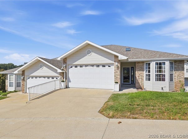 5183 Vicus Castri, Osage Beach, MO 65065
