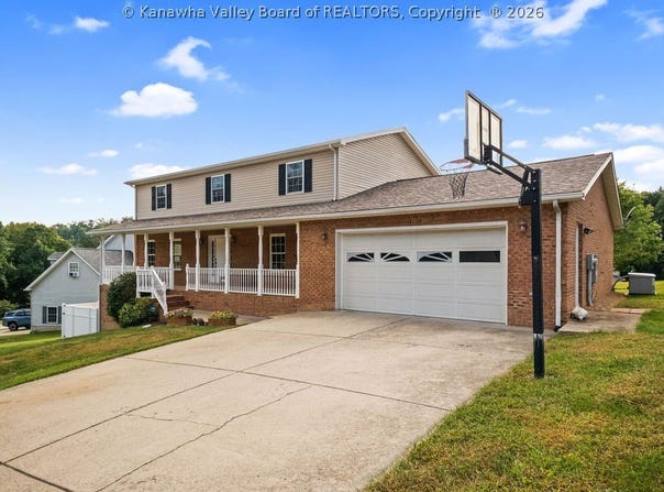 43 Cottonwood Drive, Elkview, WV 25071