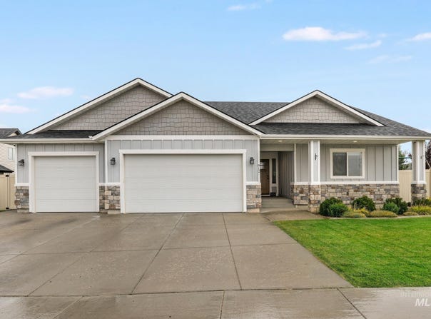 812 Stonegate Ave, Kimberly, ID 83341
