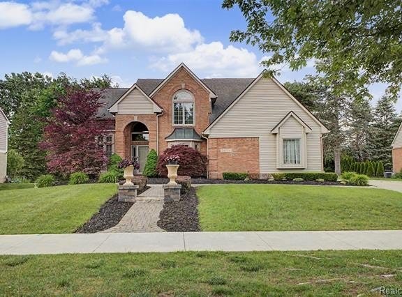 24024 Devonshire Drive, Novi, MI 48374
