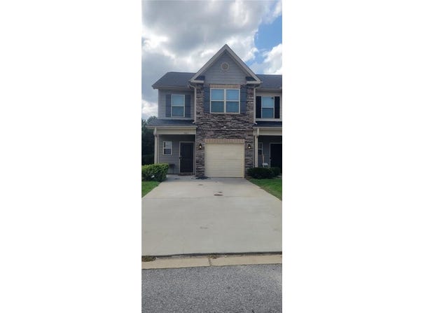 5263 Carrie Drive, Morrow, GA 30260