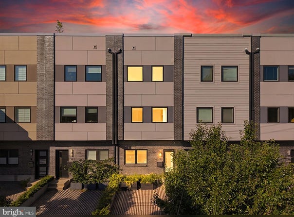 1216 CREASE Street, PHILADELPHIA, PA 19125