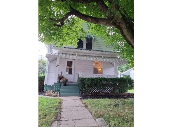 21 N Douglas Avenue, Springfield, OH 45503