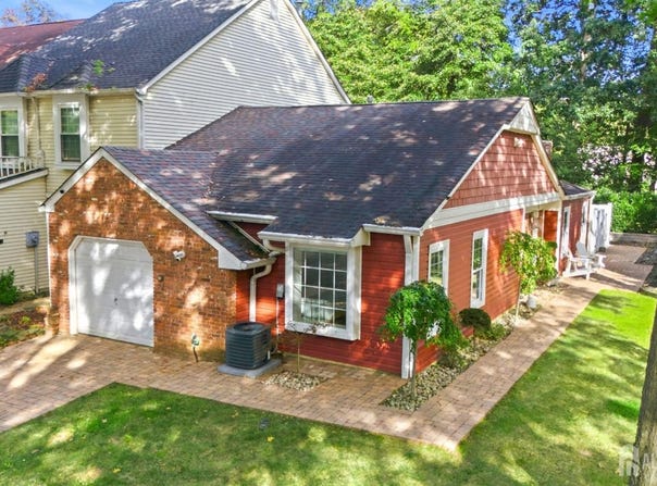 2 Sheffield Court, Old Bridge, NJ 08857