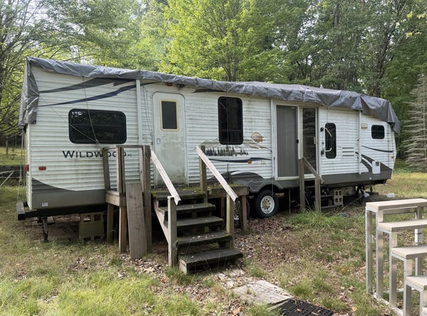 2122 N Mieras Road, Irons, MI 49644