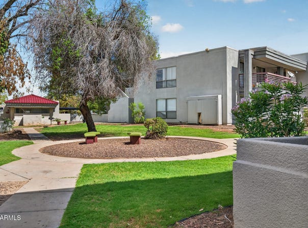 3420 W DANBURY Drive, Phoenix, AZ 85053