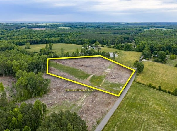 W Creek Road, Crewe, VA 23930