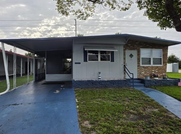 15 Ramada Drive, Debary, FL 32713