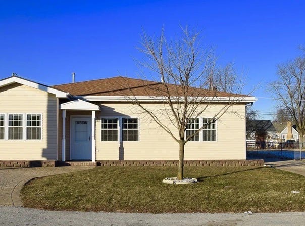 15 E 32nd Street, Steger, IL 60475