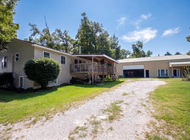 619 E 1500 N, Akron, IN 46910-8036
