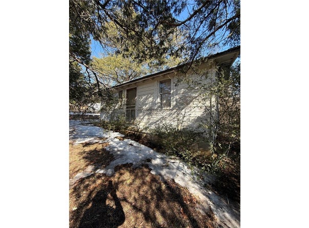 576 NE State Hwy 393, Delaware, AR 72835