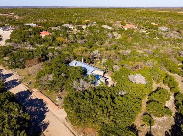 108 Brushy Dr, Hunt, TX 78024