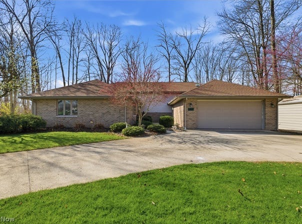 843 Wildwood Drive, Willard, OH 44890