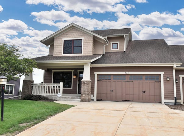 9237 Hollyhock Ln, Mount Pleasant, WI 53406