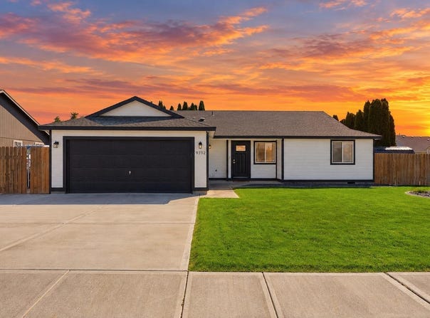 9712 Mustang Dr., Pasco, WA 99301
