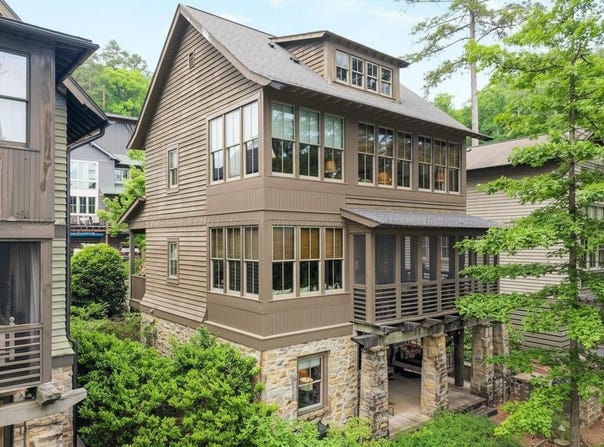 35 TURTLE POINT Dr, Crane Hill, AL 35053