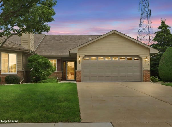 2043 27th Ave, Kenosha, WI 53140