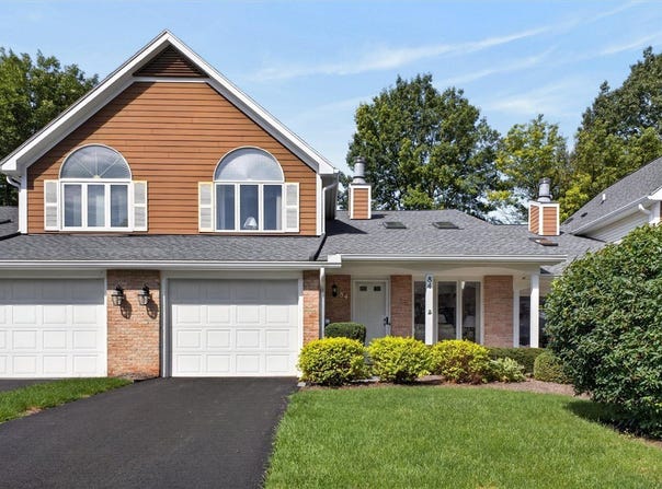 84 Eaglesfield Way, Fairport, NY 14450