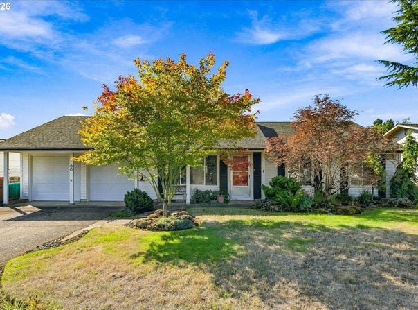 60 NE 23RD St, Gresham, OR 97030