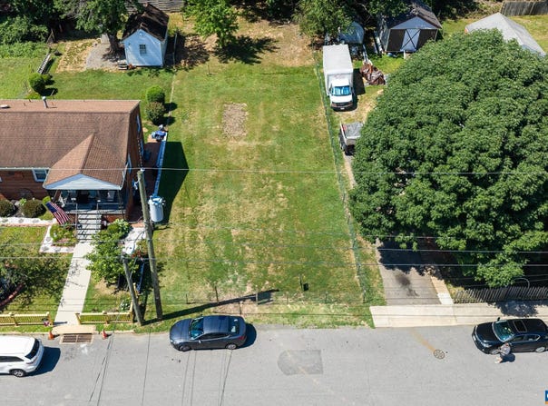 MONTROSE AVE, CHARLOTTESVILLE, VA 22902