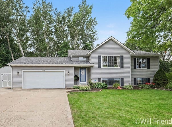 306 Willow Run Drive, Wayland, MI 49348