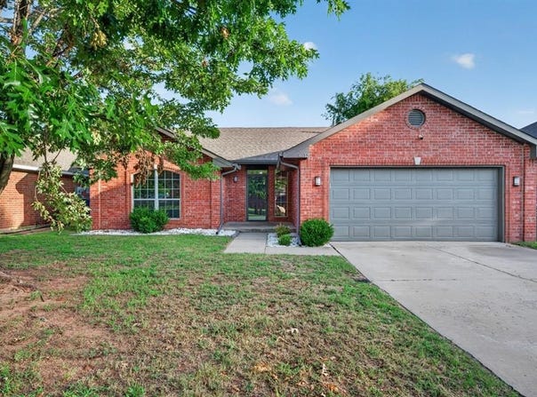 4612 Midway Drive, Norman, OK 73072