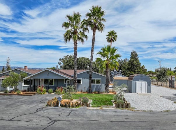 1311 E Bonness Road, Sonoma, CA 95476