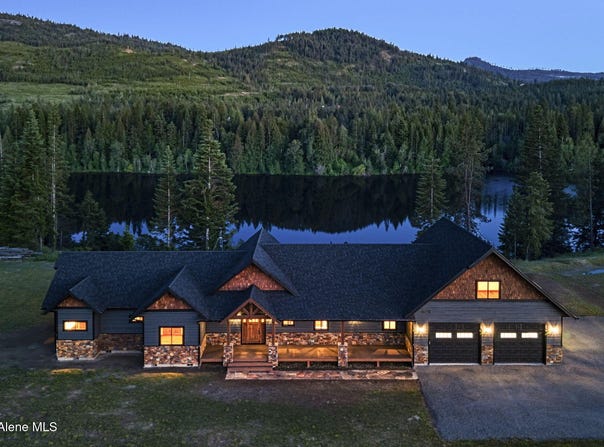 4450 Dufort Rd, Sagle, ID 83860
