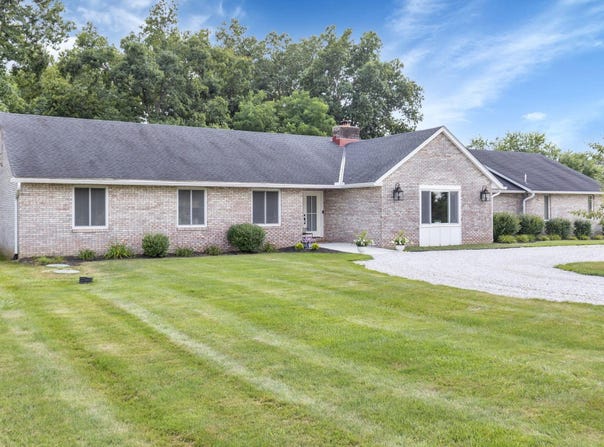 5531 SR 752, Ashville, OH 43103