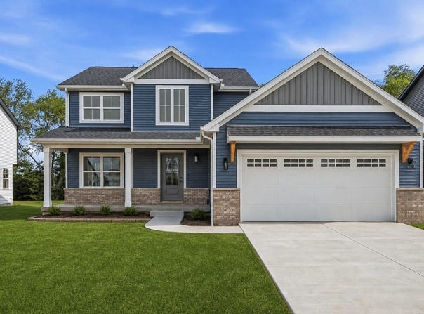 22 Meadow Drive, Monticello, IL 61856