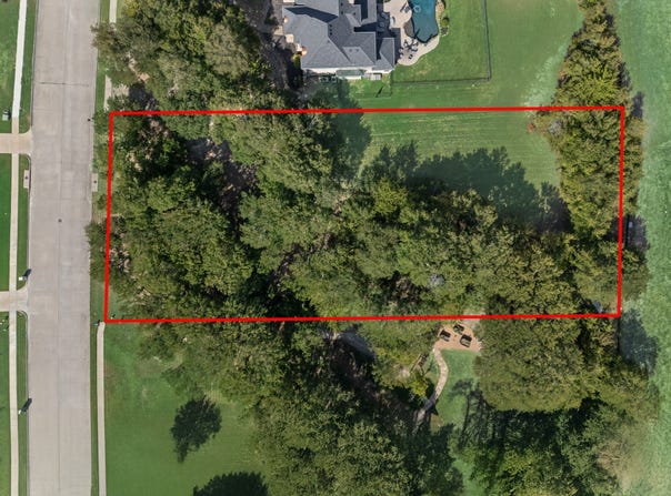 133 Falcon Point Drive, Heath, TX 75032