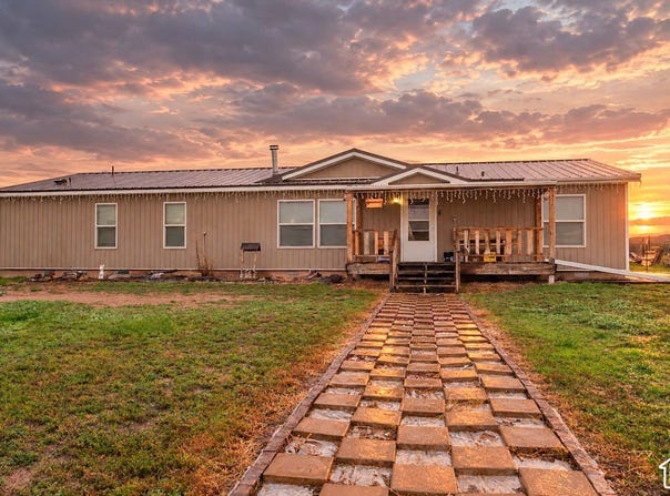 15079 E 5500 S, Randlett, UT 84063
