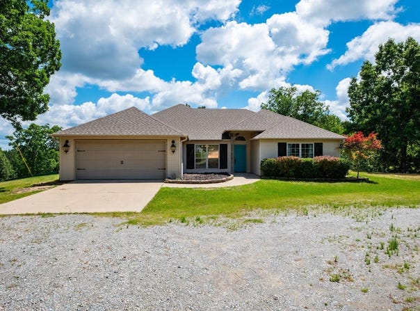 4951 Dixie Lane, Benton, AR 72019