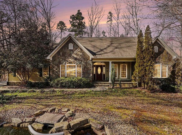109 Oak Crest Circle, Seneca, SC 29672