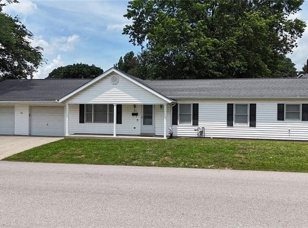 405 Veterans Drive, Waterloo, IL 62298
