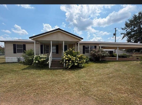 270 Parker Ln, Uriah, AL 36480