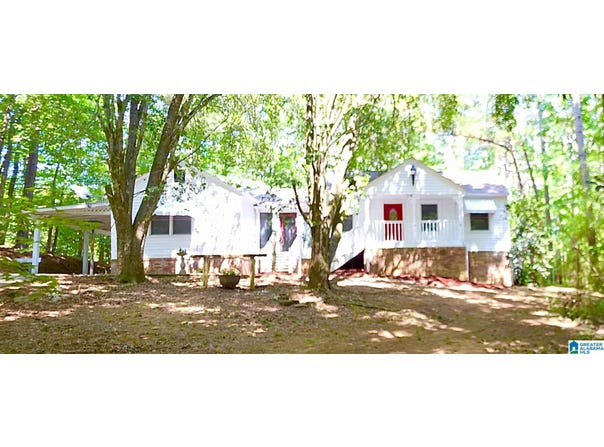 1907 VIRGINIA LANE, HUEYTOWN, AL 35023