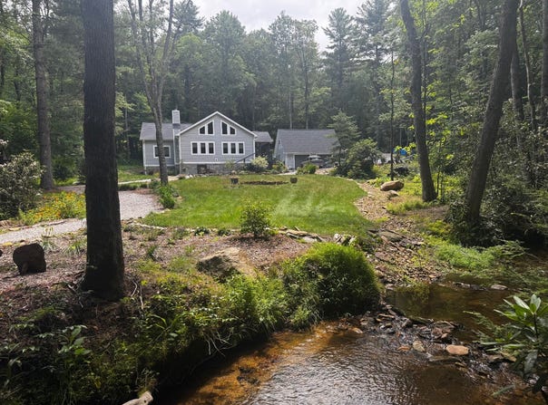 6350 Gingerccake Road, Newland, NC 28657