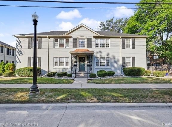 726 S Military Street, Dearborn, MI 48124