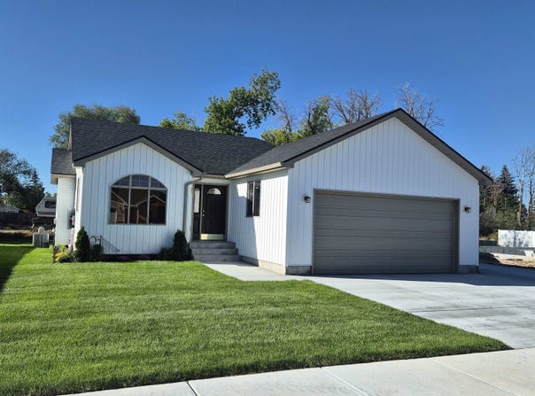 1069 Harris Loop, Blackfoot, ID 83221