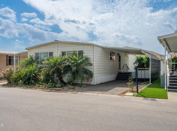 33 Heather Way, Ventura, CA 93004