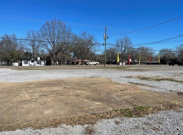 4 University Boulevard E, Cottondale, AL 35453