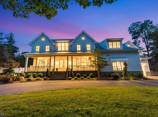 11 Green Way, Old Tappan Boro, NJ 07675-6861