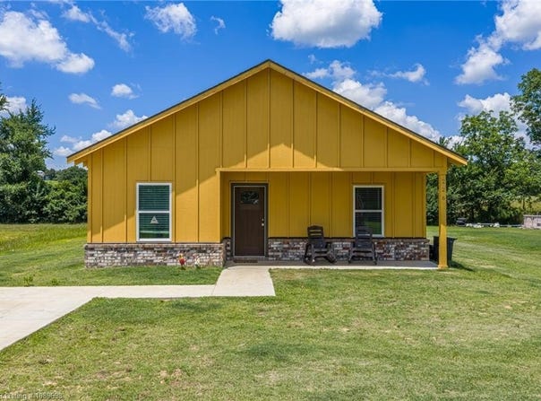 226 W Hudson ST, Branch, AR 72928