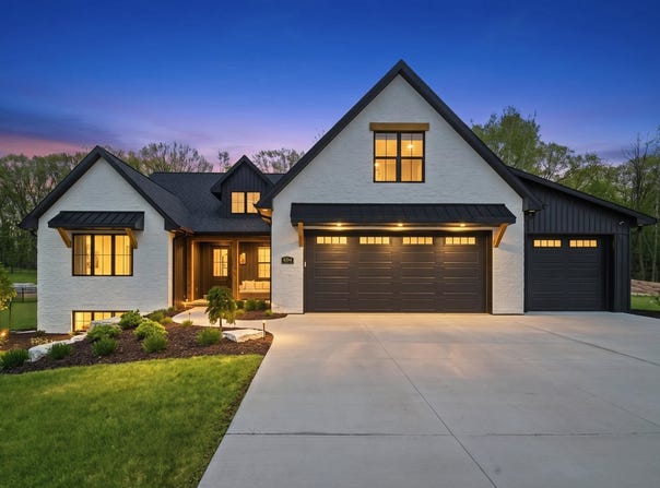 4194 BLACKBERRY RIDGE Drive, HOBART, WI 54155