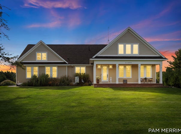 21899 Hilltop Circle, Stanwood, MI 49346
